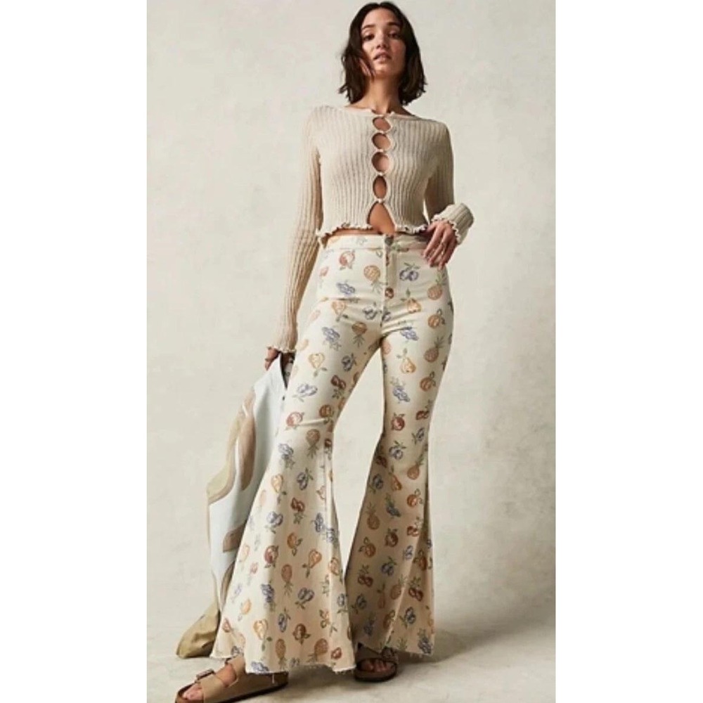 Free People We The Free Just Float On Flare Jeans Fruit Pineapple Combo Size 25